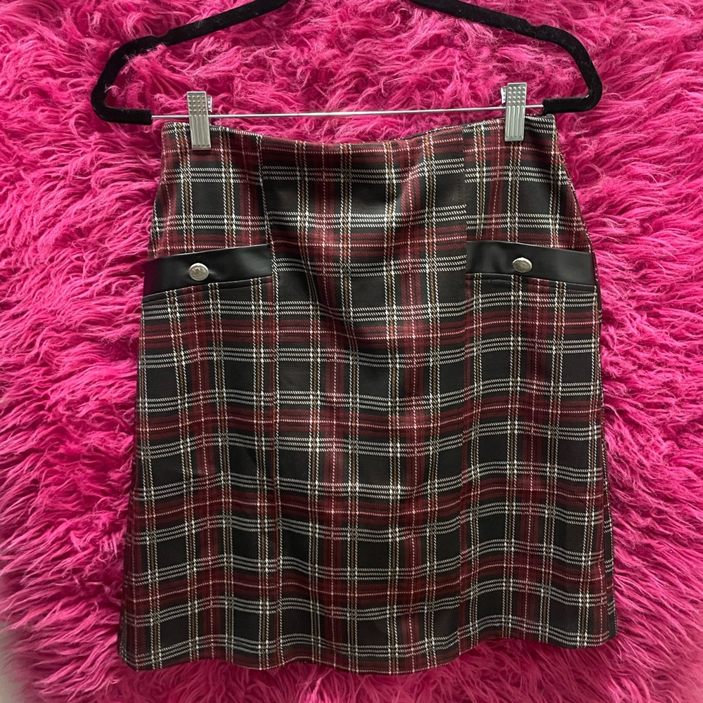 Plaid pocket skirt